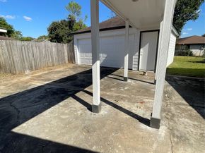 8711 S Dairy Ashford Road, Houston TX 77099