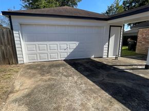 8711 S Dairy Ashford Road, Houston TX 77099