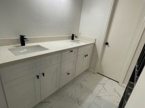 8711 S Dairy Ashford Road, Houston TX 77099