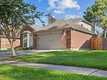 7915 Autumn Laurel Trail