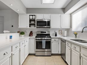 7915 Autumn Laurel Trail, Houston TX 77095