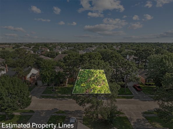 7915 Autumn Laurel Trail, Houston TX 77095