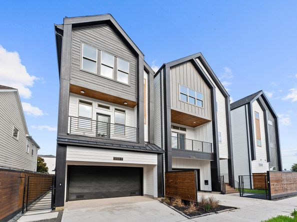 2519 Radcliffe Street, Houston TX 77007