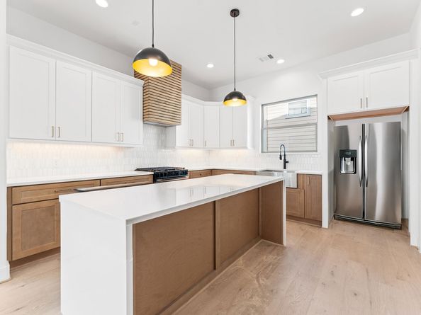 2519 Radcliffe Street, Houston TX 77007