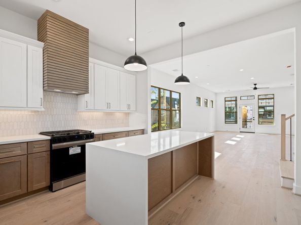 2519 Radcliffe Street, Houston TX 77007