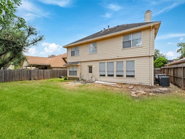 10418 N Shadowdale Drive, Houston TX 77041