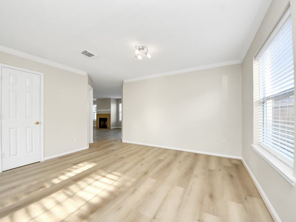 9010 Knightsland Trail, Houston TX 77083
