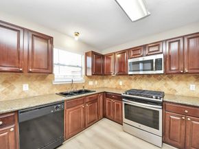 9010 Knightsland Trail, Houston TX 77083