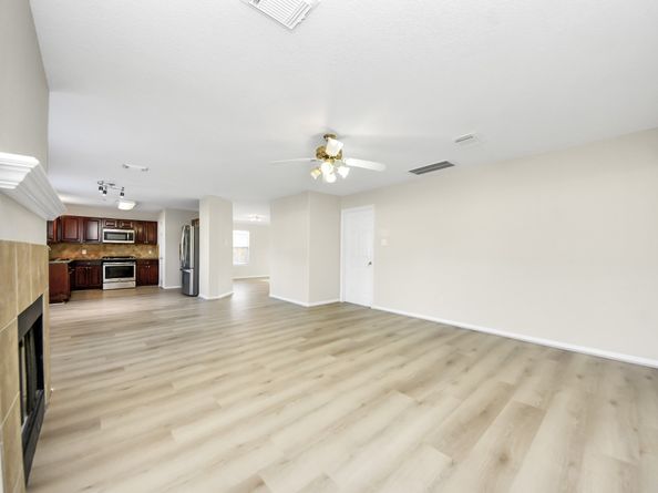 9010 Knightsland Trail, Houston TX 77083
