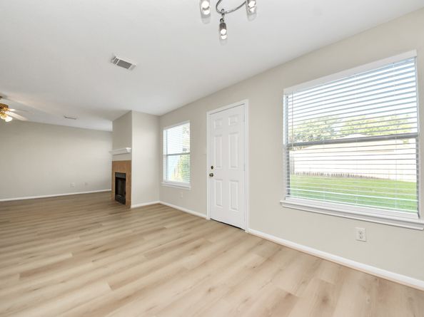 9010 Knightsland Trail, Houston TX 77083