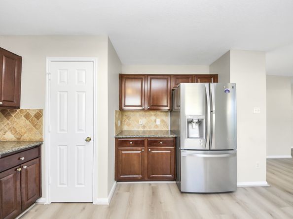 9010 Knightsland Trail, Houston TX 77083