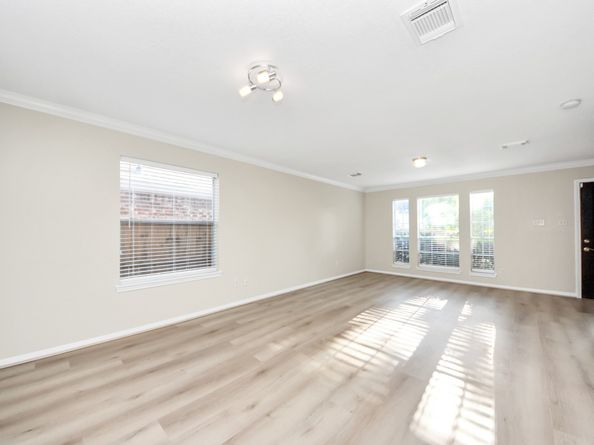 9010 Knightsland Trail, Houston TX 77083