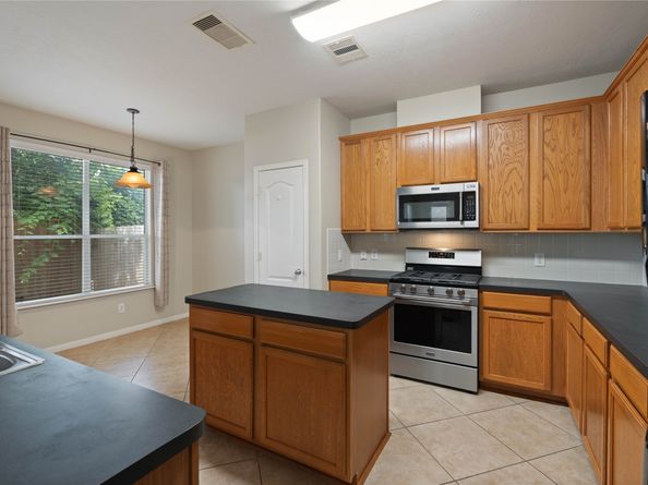 7414 Hollister Spring, Houston TX 77040