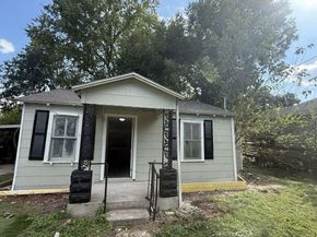 2318 Cresline Street, Houston TX 77093