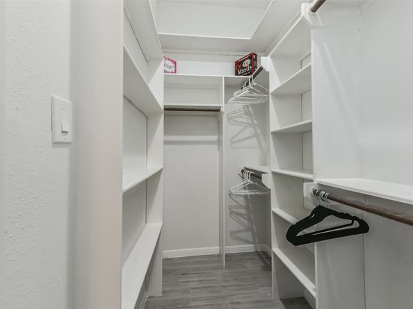 212 Clifton Street, Houston TX 77011