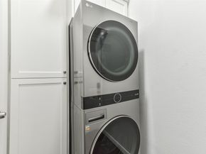 212 Clifton Street, Houston TX 77011