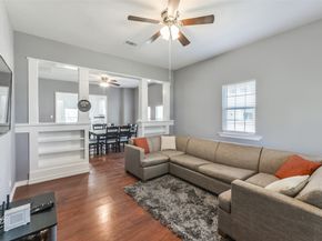 212 Clifton Street, Houston TX 77011