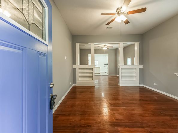 212 Clifton Street, Houston TX 77011