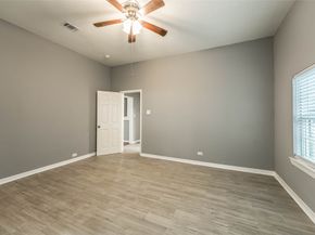 212 Clifton Street, Houston TX 77011