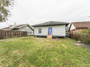 212 Clifton Street, Houston TX 77011