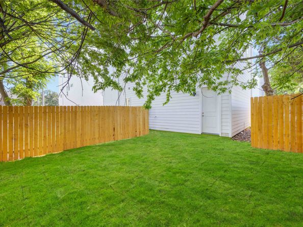 4415 Caroline St, Houston TX 77004
