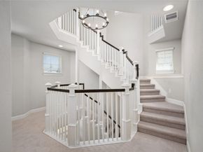 927 S Lacey Garden Loop, Houston TX 77018