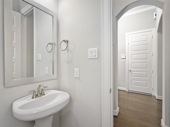 927 S Lacey Garden Loop, Houston TX 77018