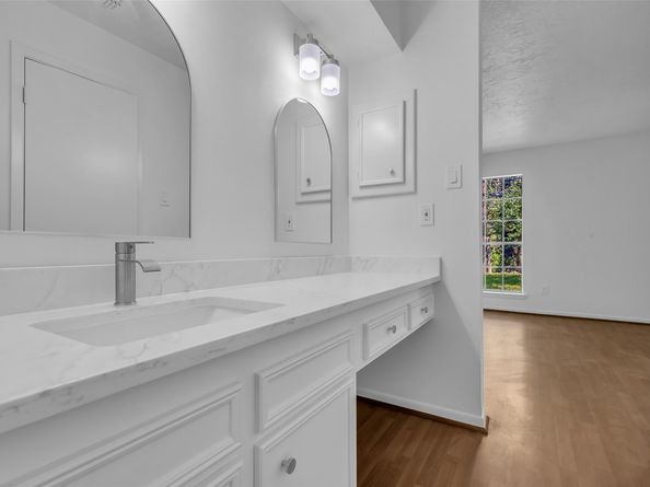 10454 Norton Drive, Houston TX 77043
