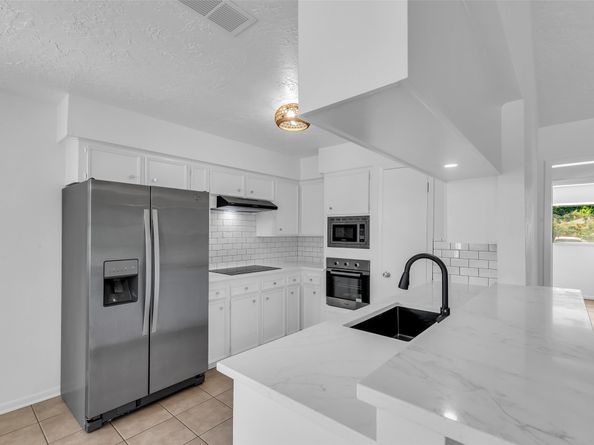 10454 Norton Drive, Houston TX 77043