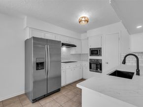 10454 Norton Drive, Houston TX 77043