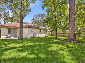 2758 Foliage Green Drive, Kingwood TX 77339