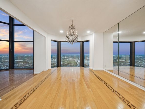 2001 Holcombe Boulevard 4006, Houston TX 77030