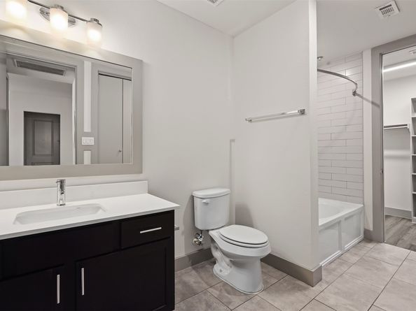 4509 Mount Vernon Street 8, Houston TX 77006
