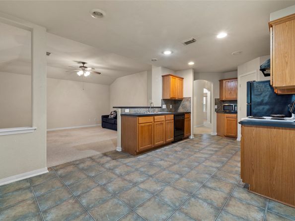 9515 Summer Laurel Lane, Houston TX 77088