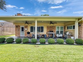 4926 Gleneagles Drive N, Houston TX 77084