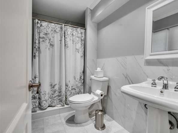 4926 Gleneagles Drive N, Houston TX 77084