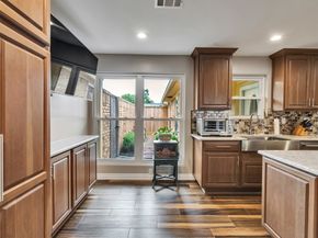 4926 Gleneagles Drive N, Houston TX 77084