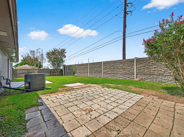 15830 Alta Mesa Drive, Houston TX 77083