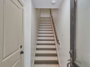 2422 Navigation Boulevard E, Houston TX 77003