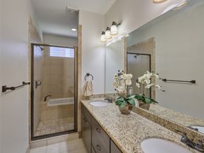 2422 Navigation Boulevard E, Houston TX 77003