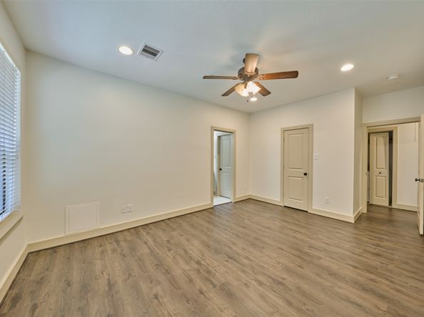 2422 Navigation Boulevard E, Houston TX 77003