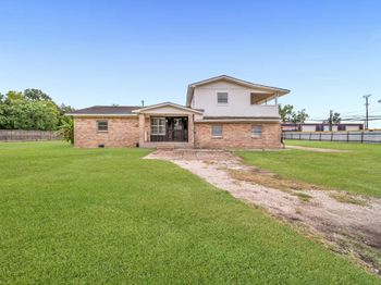 5902 Martha Lane