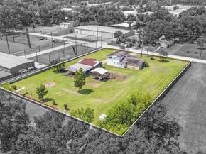 5902 Martha Lane, Houston TX 77396