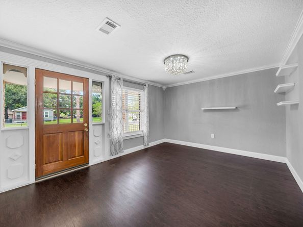 5902 Martha Lane, Houston TX 77396