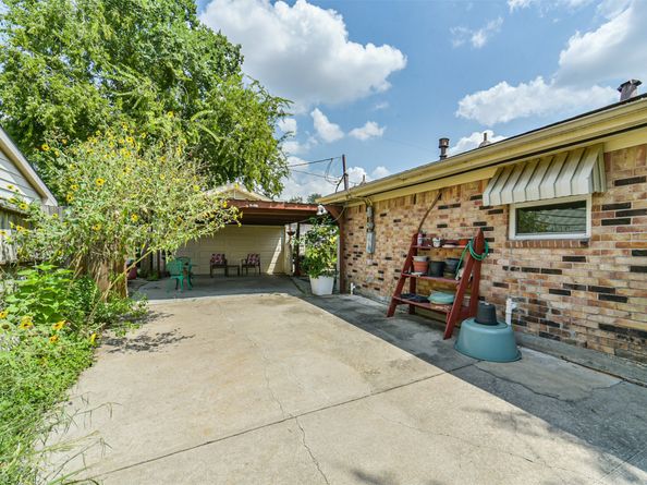 15326 E Fondren Circle, Houston TX 77071