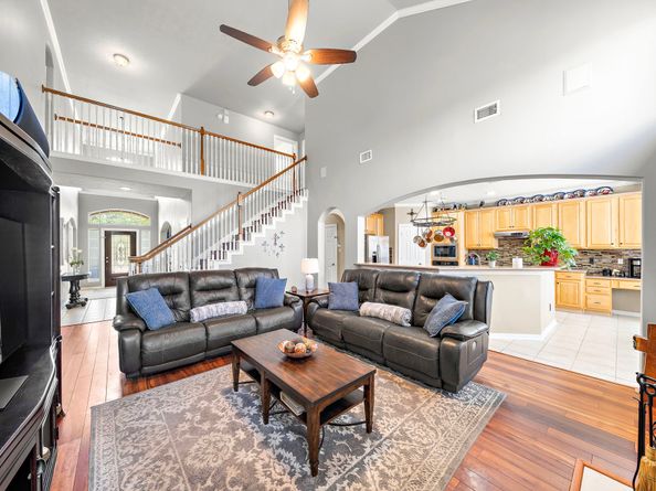 12815 Mimosa Spring Dr, Tomball TX 77377