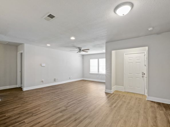 5251 Pomander Road, Houston TX 77021