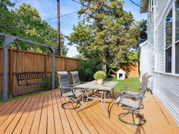1847 Cortlandt Street, Houston TX 77008