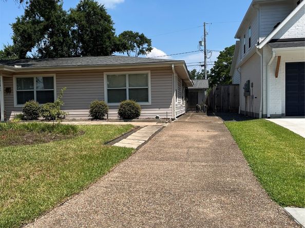 1918 Gardenia Drive, Houston TX 77018