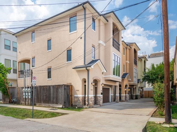 5522 Darling Street A, Houston TX 77007